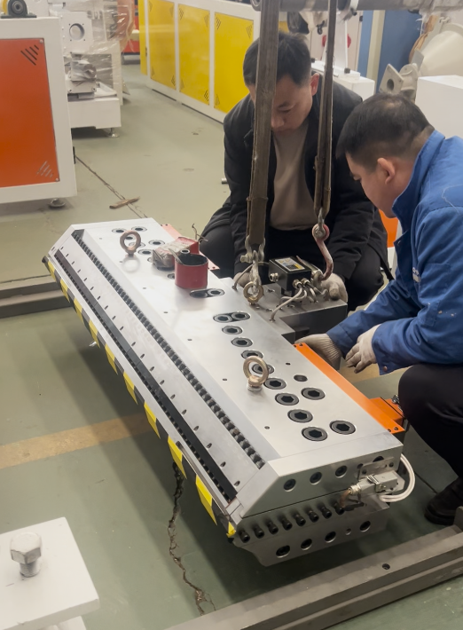 Dziś wieczorem jest trochę zimno.