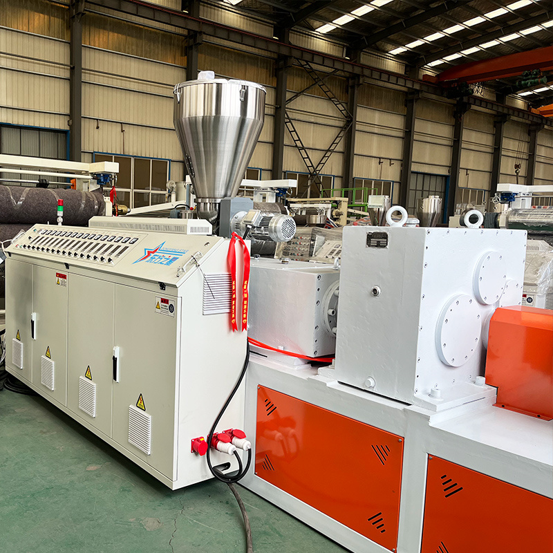 Stożkowa wytłaczarka dwuślimakowa