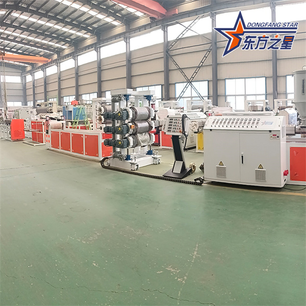 Proces produkcji miękkiej kurtyny drzwiowej TPU