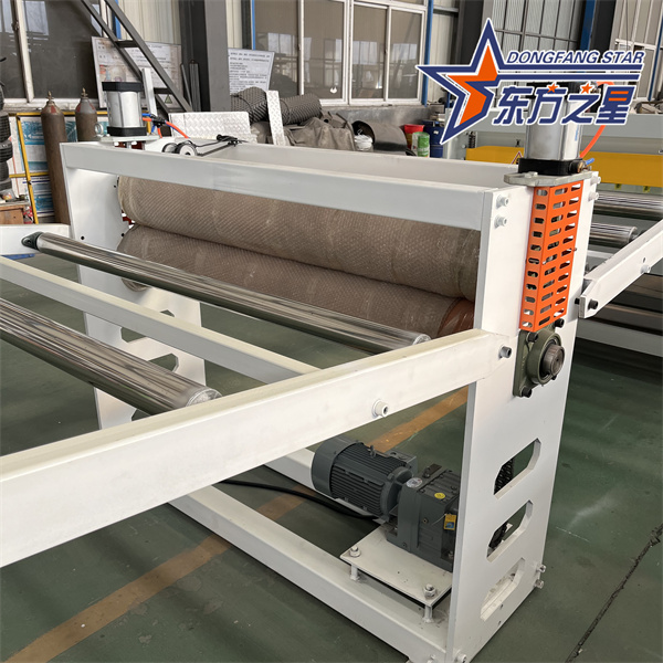 Producent maszyn do produkcji płyt ABS HIPS - gwiazda wschodnia