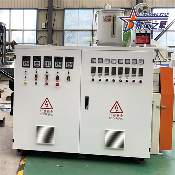 Producent maszyn do tkanin wodoodpornych TPE