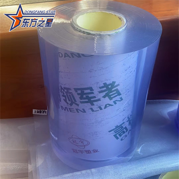 Przezroczysta linia do wytłaczania miękkich zasłon z PVC z pojedynczą śrubą